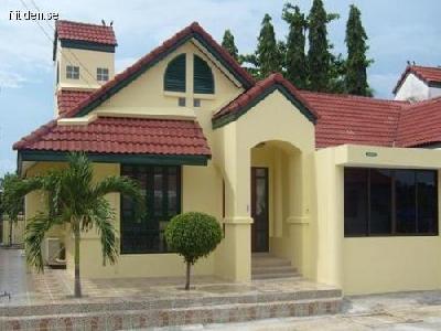 Hus 300m fr�n stranden i Ban P