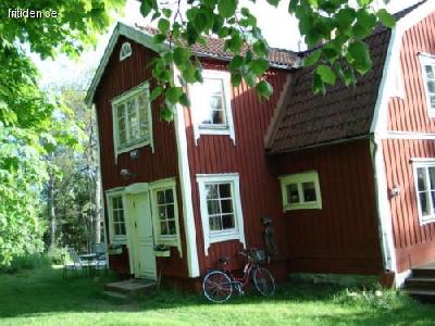 Hus i skärgården. Ljusterö