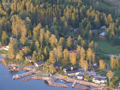 Fritidshus eget bad och hamn