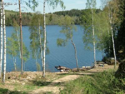 lyxig stuga vid vatten - bastu