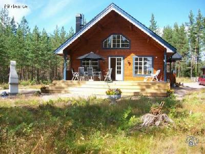 Nybyggd, lyxig hus med sj�tomt