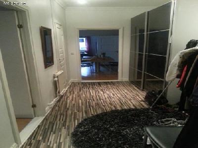 Rymlig lägenhet, 400m avenyn