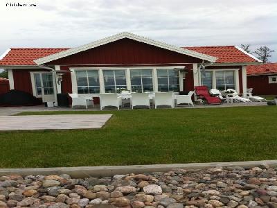 Nytt hus med sj�l�ge hj�lmaren