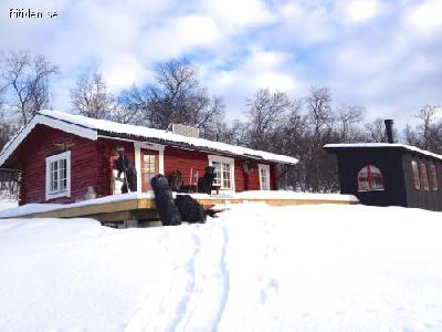 �ventyrsboende vid tr�dgr�nsen