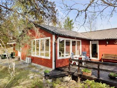 Nice house close Archipelag