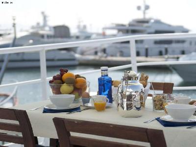 Stay on 24m boat in Barcelona!
