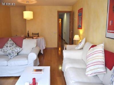 Girona centre apartment for 7