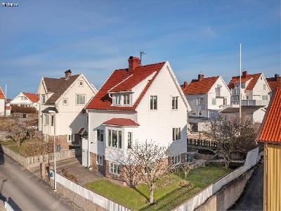 Mysig villa mitt i Kungshamn