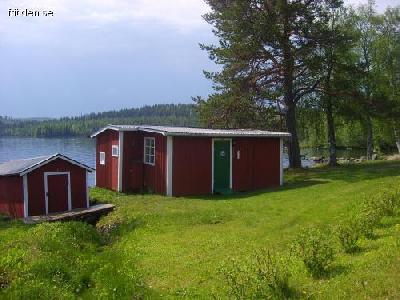 Strandn�ra stuga