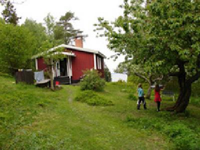 Fritidshus på sjötomt Adelsö