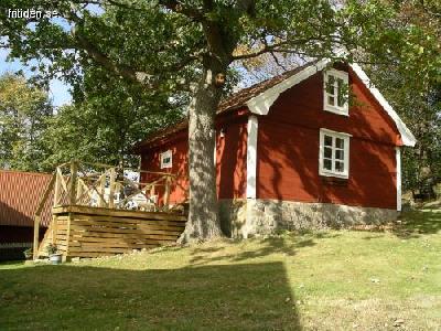 Schönes Holzhaus Am Meer