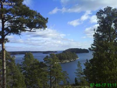 Sjötomtsparadis med brygga