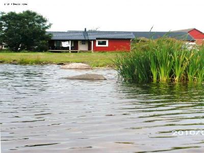Stuga vid sjö,v34, 2700:-