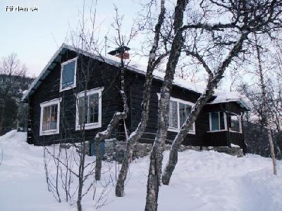 Liftn�ra stuga i T�nndalen
