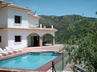 3 Schlafzimmer villa pool