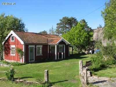Lantidyll vid havet/B�tplats