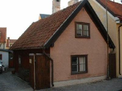 1700-talshus mitt i Visby