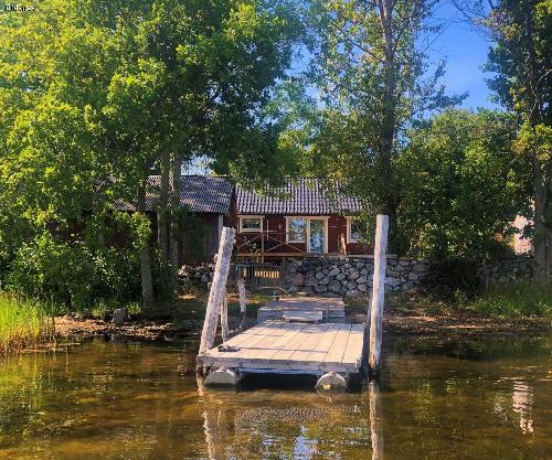 Cabin with own beach, Sturkö