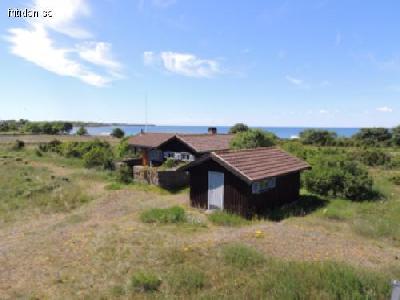 Cottage on the sea, Djupvik