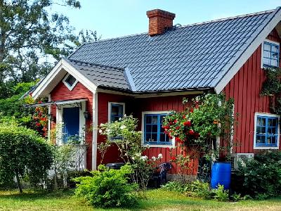 Cottage with rosegarden