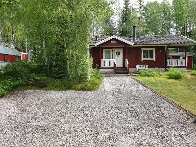 Fräsch stuga i Liane