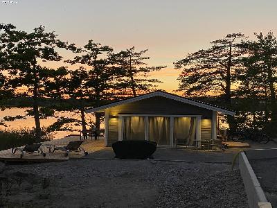 Attefallshus vid havet