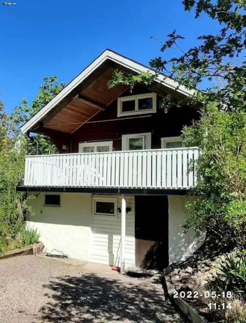 Stuga i naturskönt område