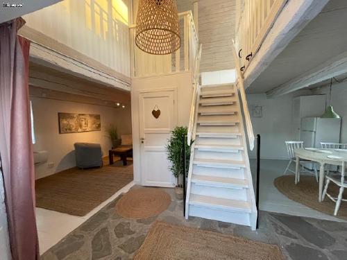 Stenhus 3 mil norr om Visby