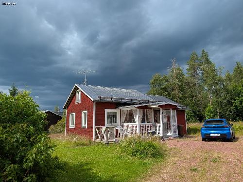 Mysig stuga mitt i Vasaloppet