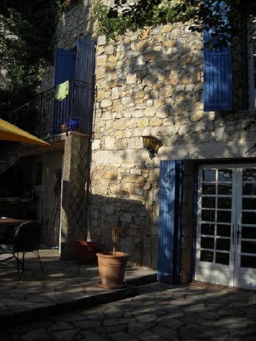  VILLAGE HOUSE IN PROVENCE