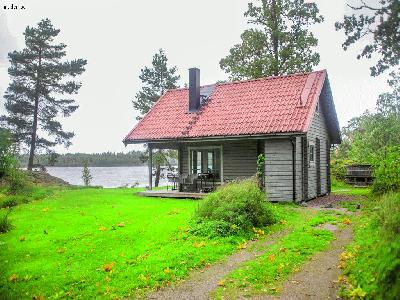 Seaside cottage with fishing