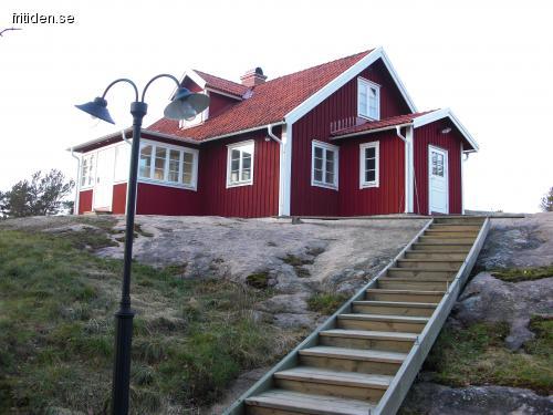 Exclusive archipelago House